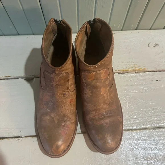 Söfft Aisley Bootie (Women) - Picture 4 of 8